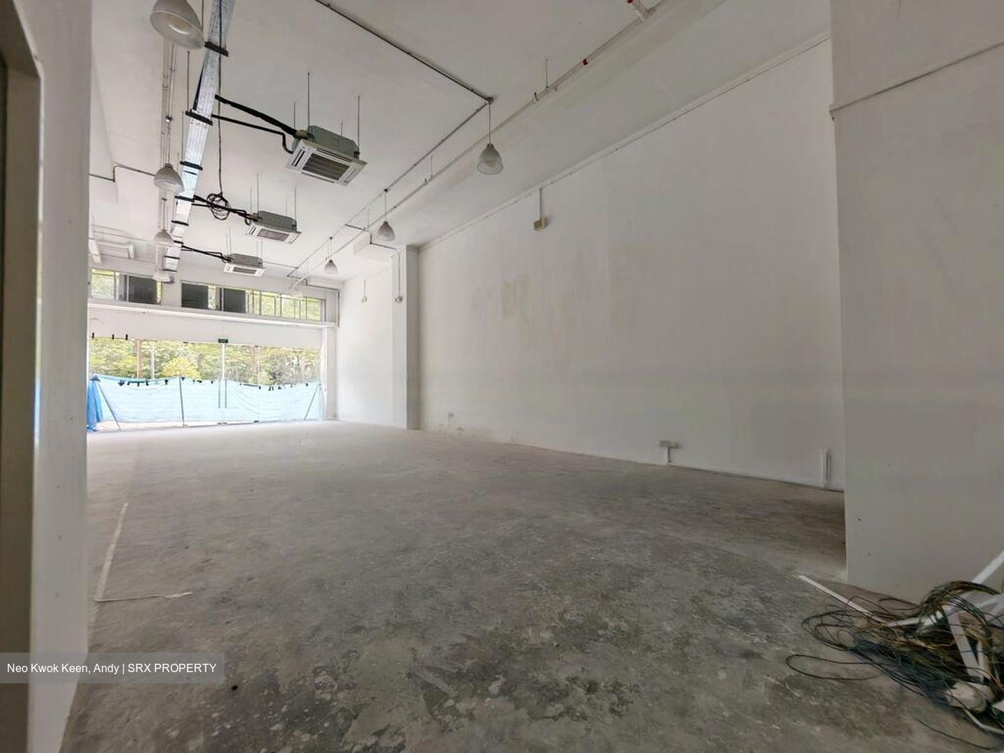 Interlocal Centre (D5), Retail #475324401